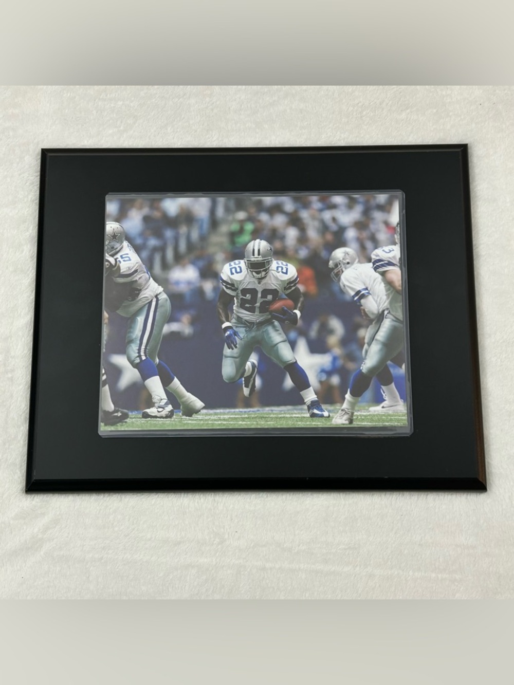 Framed & Matted Collectible Photograph Of Dallas Cowboys Legend Emmitt Smith #22